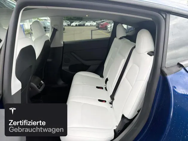 Tesla Model Y Long Range AWD