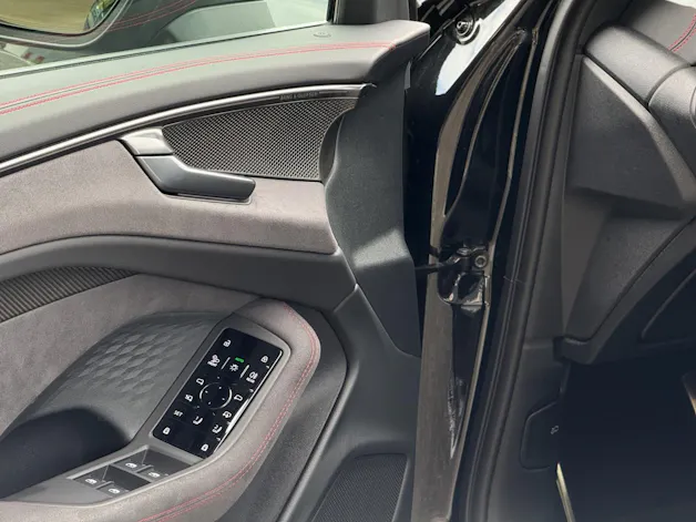 Audi A6 Avant TFSI quattro 270 kW S tronic