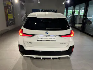 BMW iX1 xDrive 30 M Sport