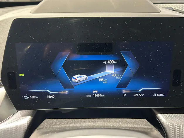 BMW iX1 xDrive 30 M Sport