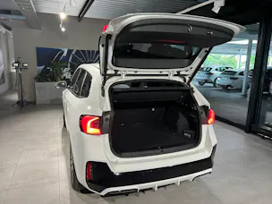 BMW iX1 xDrive 30 M Sport