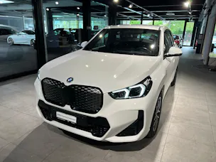 BMW iX1 xDrive 30 M Sport