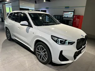 BMW iX1 xDrive 30 M Sport