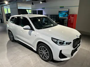 BMW iX1 xDrive 30 M Sport