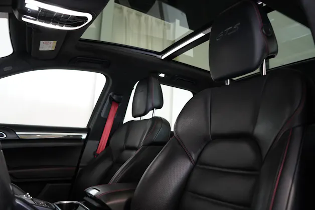 Porsche Cayenne GTS