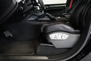 Porsche Cayenne GTS