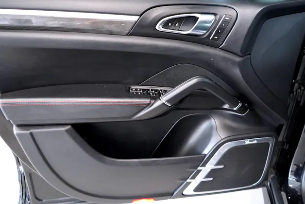 Porsche Cayenne GTS