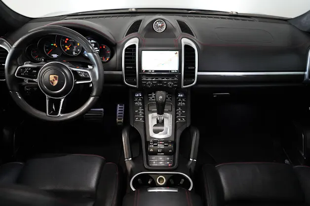 Porsche Cayenne GTS