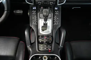 Porsche Cayenne GTS