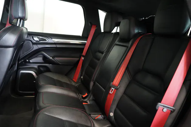 Porsche Cayenne GTS