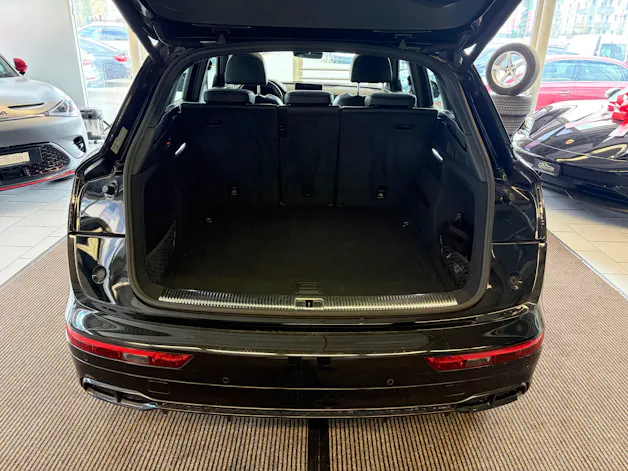 Audi SQ5 3.0 TFSI quattro S-tronic | CH | Panorama | HeadUp| B&O | Luftfederung | Assistenzsysteme |