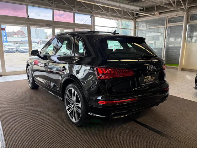 Audi SQ5 3.0 TFSI quattro S-tronic | CH | Panorama | HeadUp| B&O | Luftfederung | Assistenzsysteme |