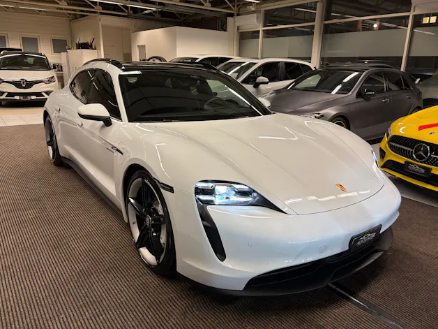 Porsche Taycan 4S Sport Turismo | Performance Plus 93.4 kWh | Panorama | Sport-Chrono | Memory |