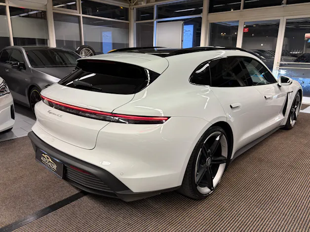Porsche Taycan 4S Sport Turismo | Performance Plus 93.4 kWh | Panorama | Sport-Chrono | Memory |