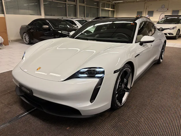 Porsche Taycan 4S Sport Turismo | Performance Plus 93.4 kWh | Panorama | Sport-Chrono | Memory |