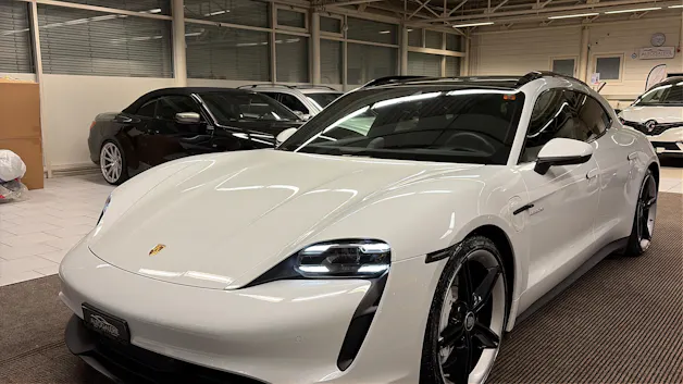 Porsche Taycan 4S Sport Turismo | Performance Plus 93.4 kWh | Panorama | Sport-Chrono | Memory |