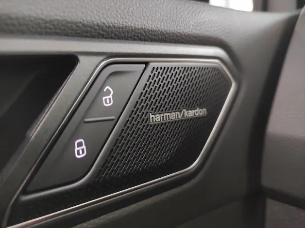 VW Tiguan 2.0 TSI R DSG Black-Style