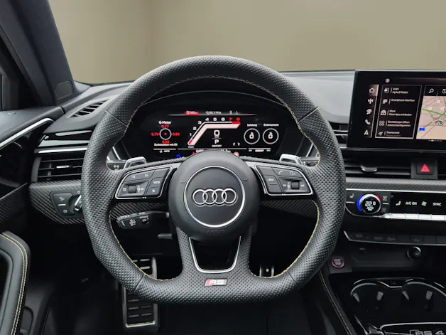 Audi RS4 Avant quattro tiptronic