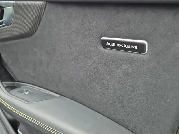 Audi RS4 Avant quattro tiptronic