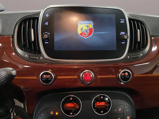 Fiat 695 Abarth 1.4 T-Jet 180 Rival