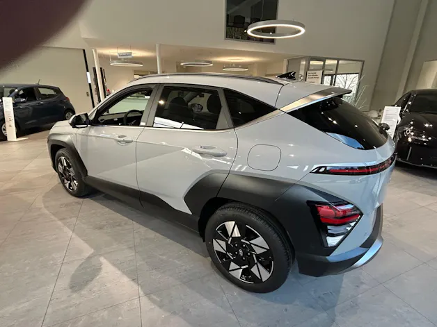 Hyundai Kona 1.6 GDi HEV Amplia DCT