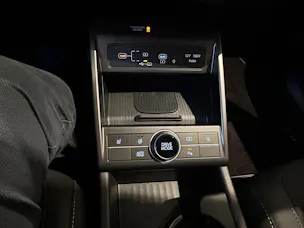 Hyundai Kona 1.6 GDi HEV Amplia DCT