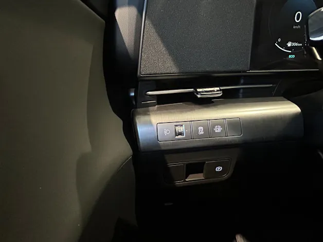 Hyundai Kona 1.6 GDi HEV Amplia DCT