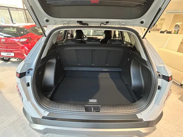 Hyundai Kona 1.6 GDi HEV Amplia DCT