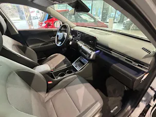 Hyundai Kona 1.6 GDi HEV Amplia DCT
