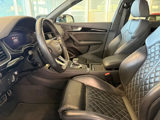 Audi SQ5 TDI quattro |&nbsp;CH | Sportsitz Plus |&nbsp;Panorama |&nbsp;Black Paket |&nbsp;HeadUp |&nbsp;Bang & Olufsen |&nbsp;Feinnappa | AHK