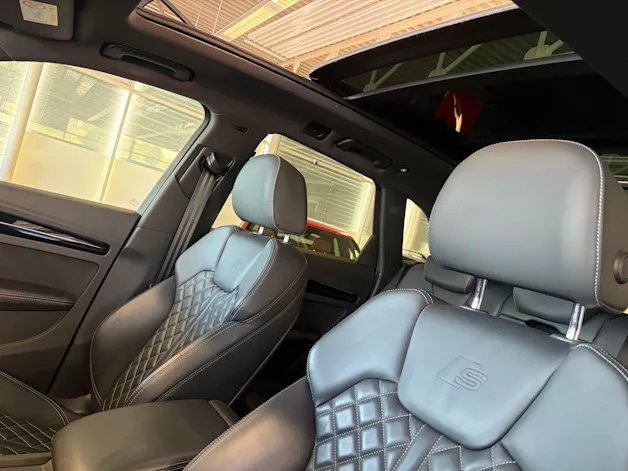 Audi SQ5 TDI quattro |&nbsp;CH | Sportsitz Plus |&nbsp;Panorama |&nbsp;Black Paket |&nbsp;HeadUp |&nbsp;Bang & Olufsen |&nbsp;Feinnappa | AHK