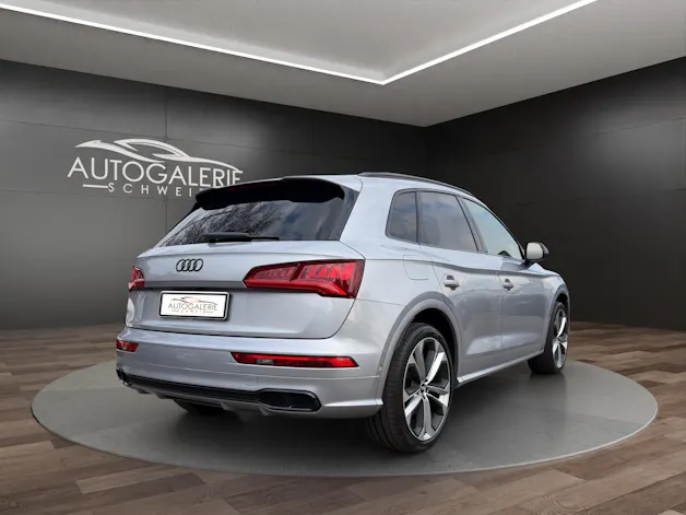 Audi SQ5 TDI quattro |&nbsp;CH | Sportsitz Plus |&nbsp;Panorama |&nbsp;Black Paket |&nbsp;HeadUp |&nbsp;Bang & Olufsen |&nbsp;Feinnappa | AHK