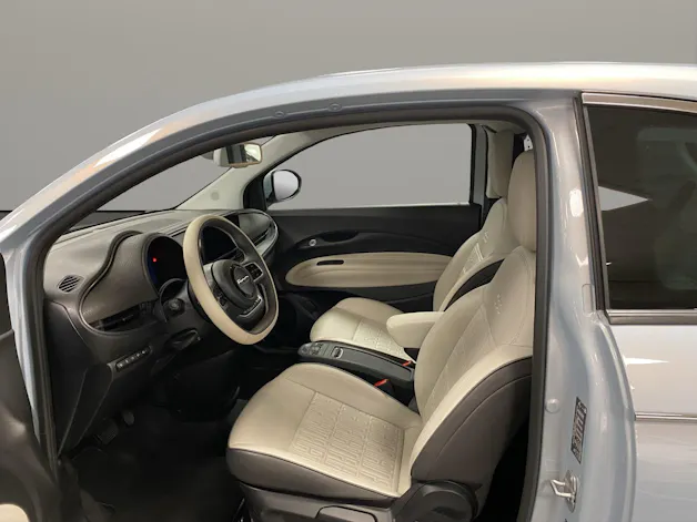 Fiat 500 electric 3+1 La Prima
