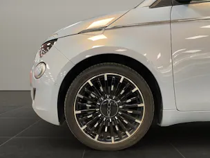 Fiat 500 electric 3+1 La Prima