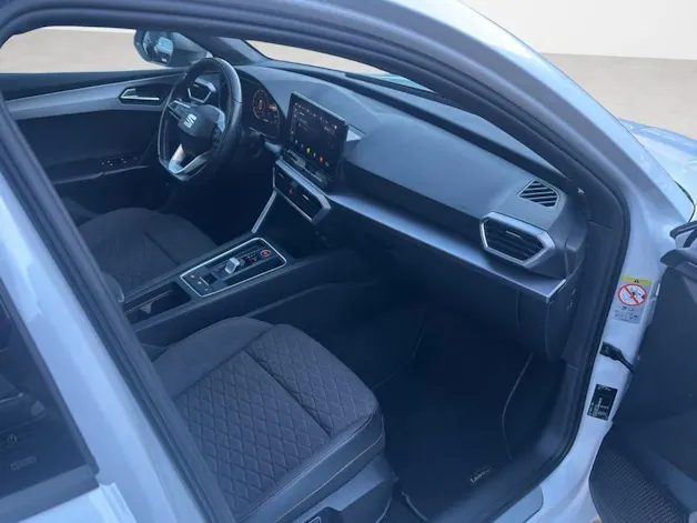 SEAT Leon ST 1.5 eTSI mHEV DSG FR