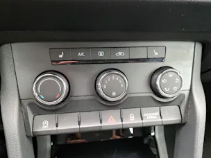 Škoda Karoq 1.5 TSI Ambition DSG