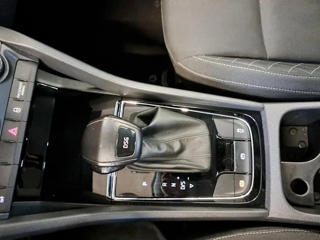 Škoda Karoq 1.5 TSI Ambition DSG
