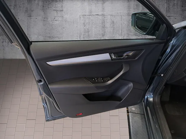 Škoda Karoq 1.5 TSI Ambition DSG