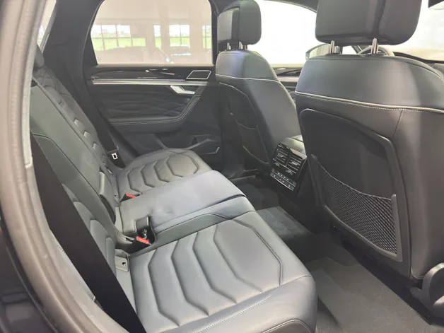 VW Touareg 3.0 V6 TSI R-Line