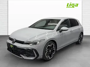 VW Golf VIII 1.5 eTSI R-Line DSG