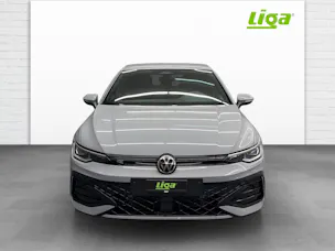 VW Golf VIII 1.5 eTSI R-Line DSG