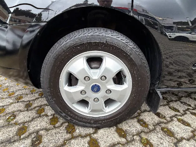 Ford Tourneo C Bus 310 L2 2.0 TDCi 170 Titanium