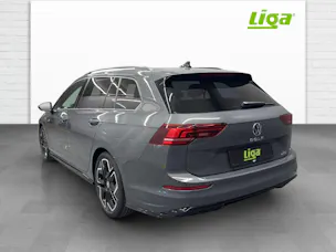 VW Golf VIII Variant 1.5 eTSI R-Line DSG