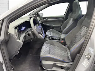 VW Golf VIII Variant 2.0 TSI R-Line DSG 4motion