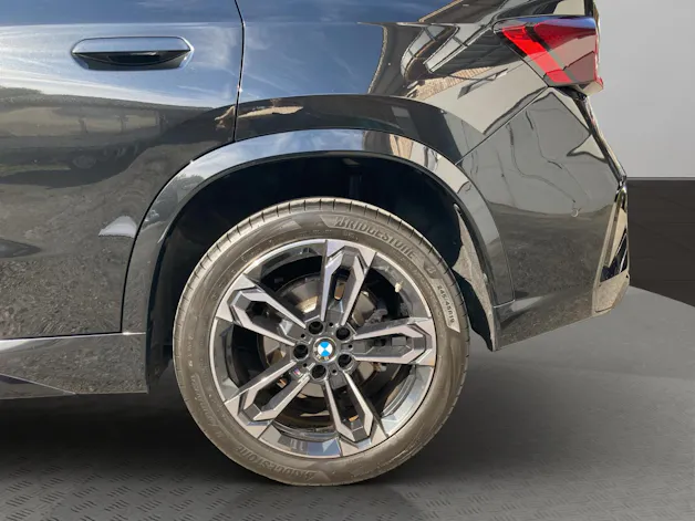 BMW X1 20d xDrive paddles