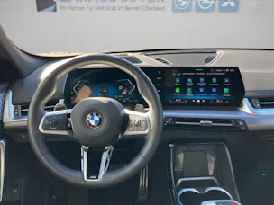 BMW X1 20d xDrive paddles