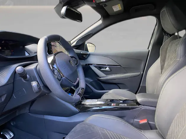 Peugeot 208 1.2 Hybrid 145 GT