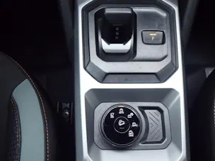 Dacia Duster 1.2 Hybrid 150 Extreme 4WD Automat
