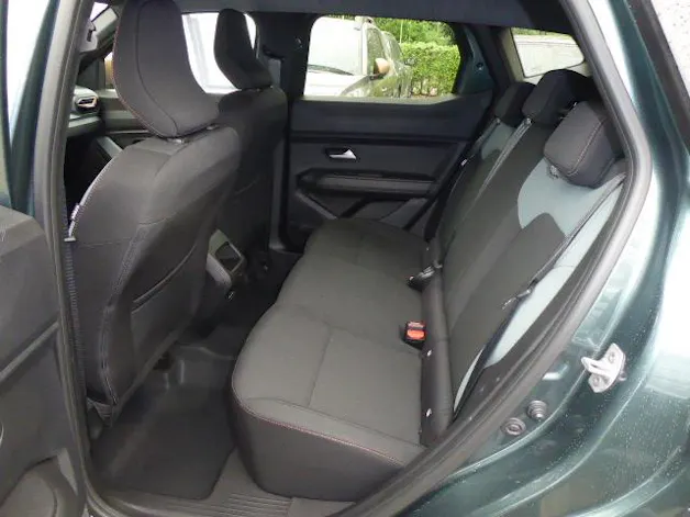 Dacia Duster 1.2 Hybrid 150 Extreme 4WD Automat