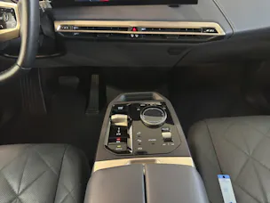 BMW iX xDrive50